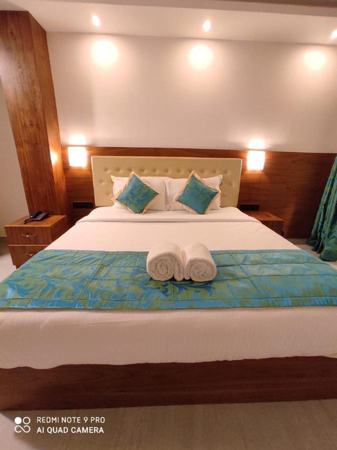 Hotel De Pebbles Hope Town Bagian luar foto